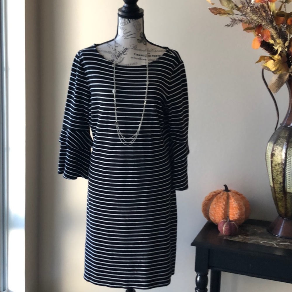 The perfect fall dress!